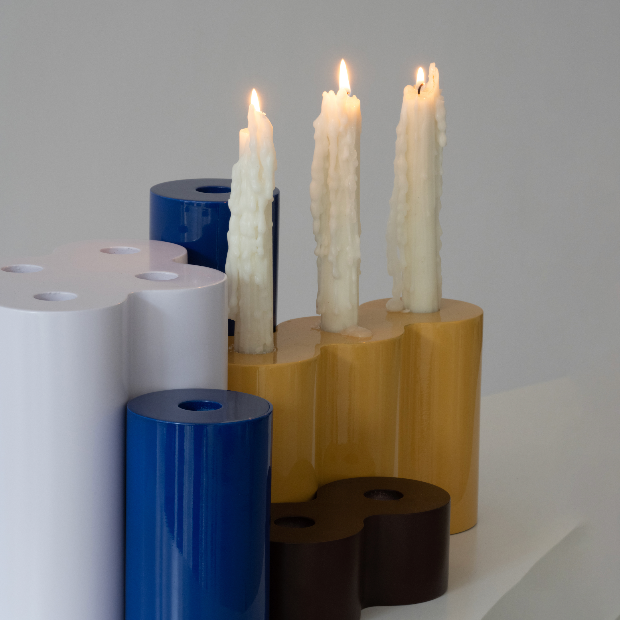 BLOB CANDLE STAND