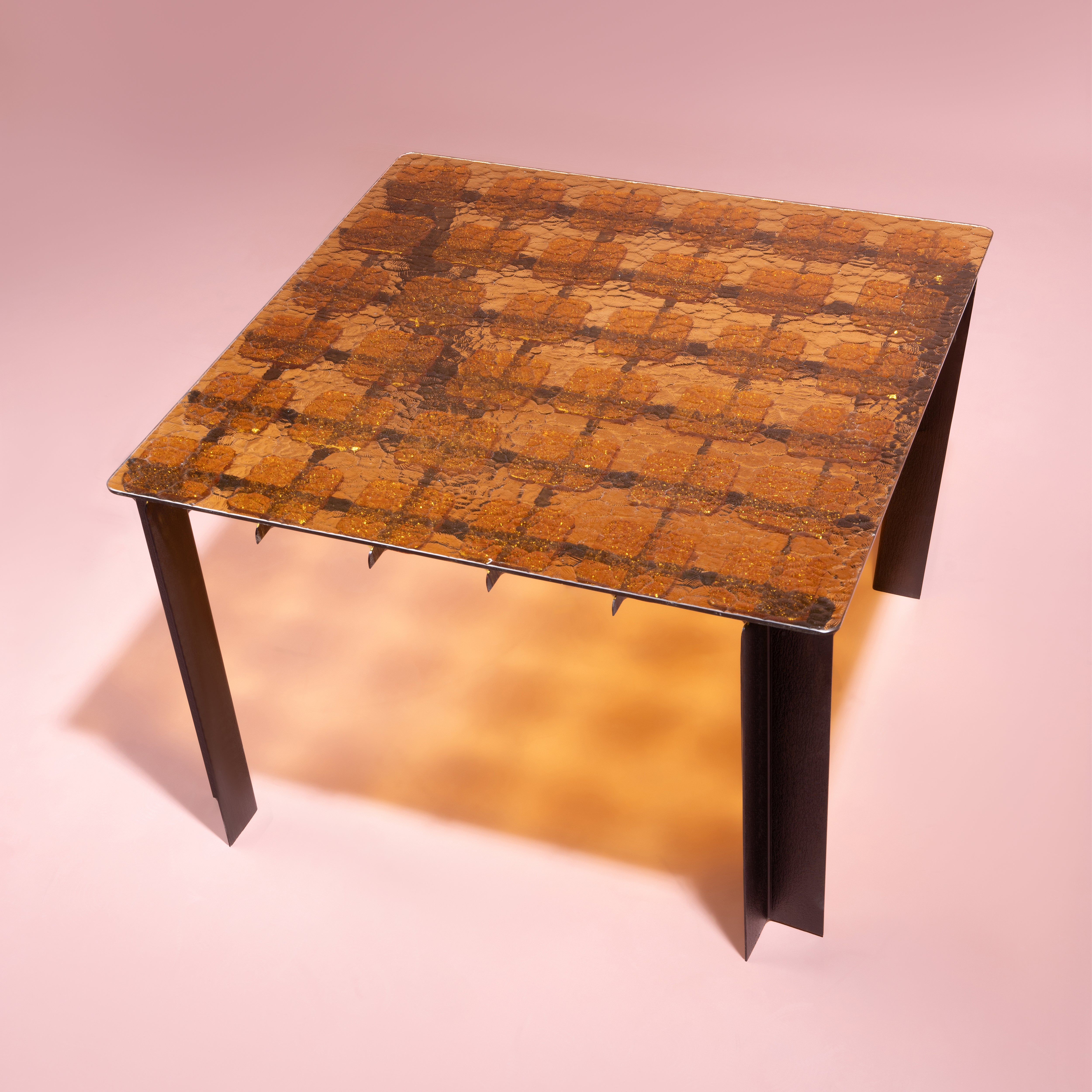 TESSERA TABLE