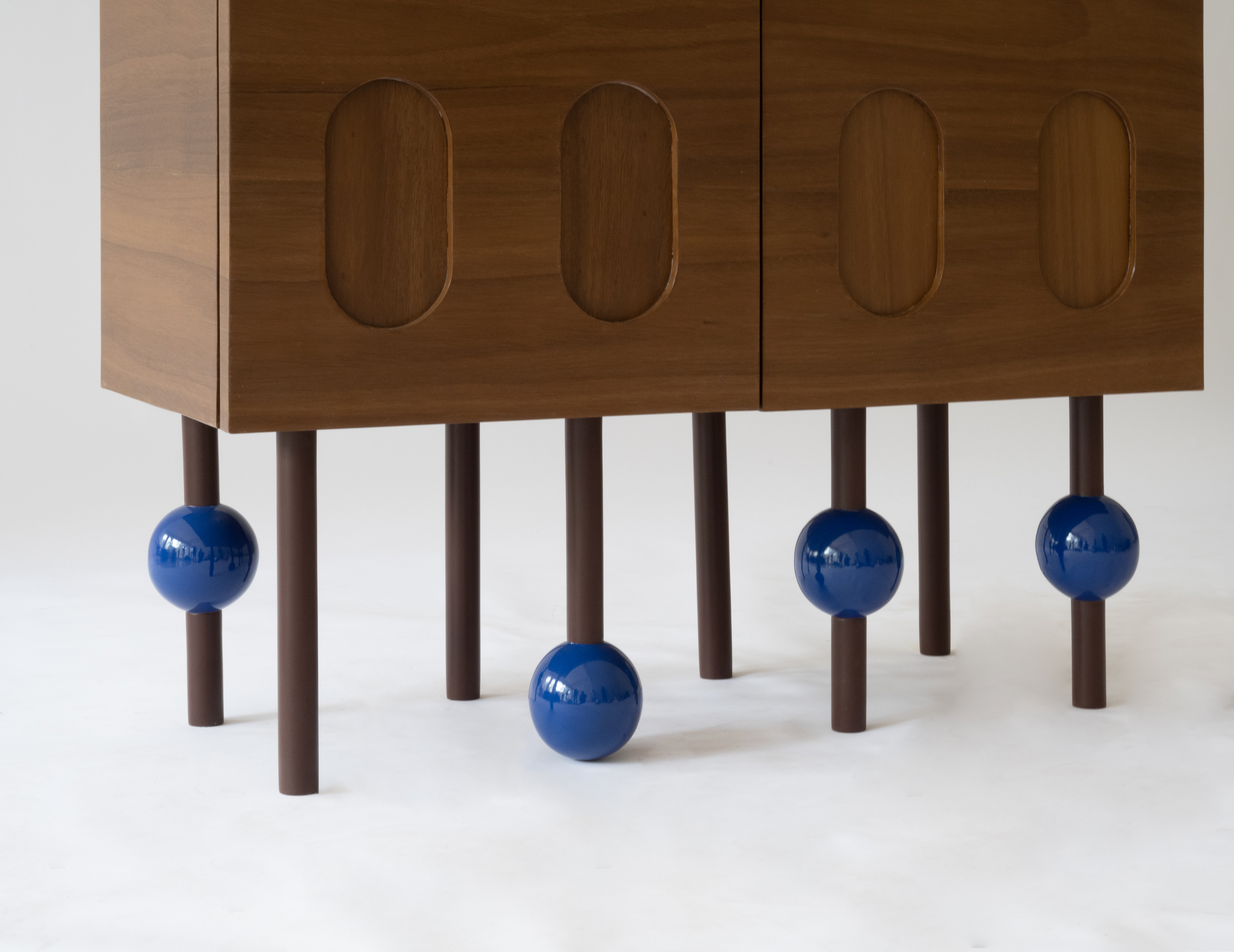 OCTA CABINET