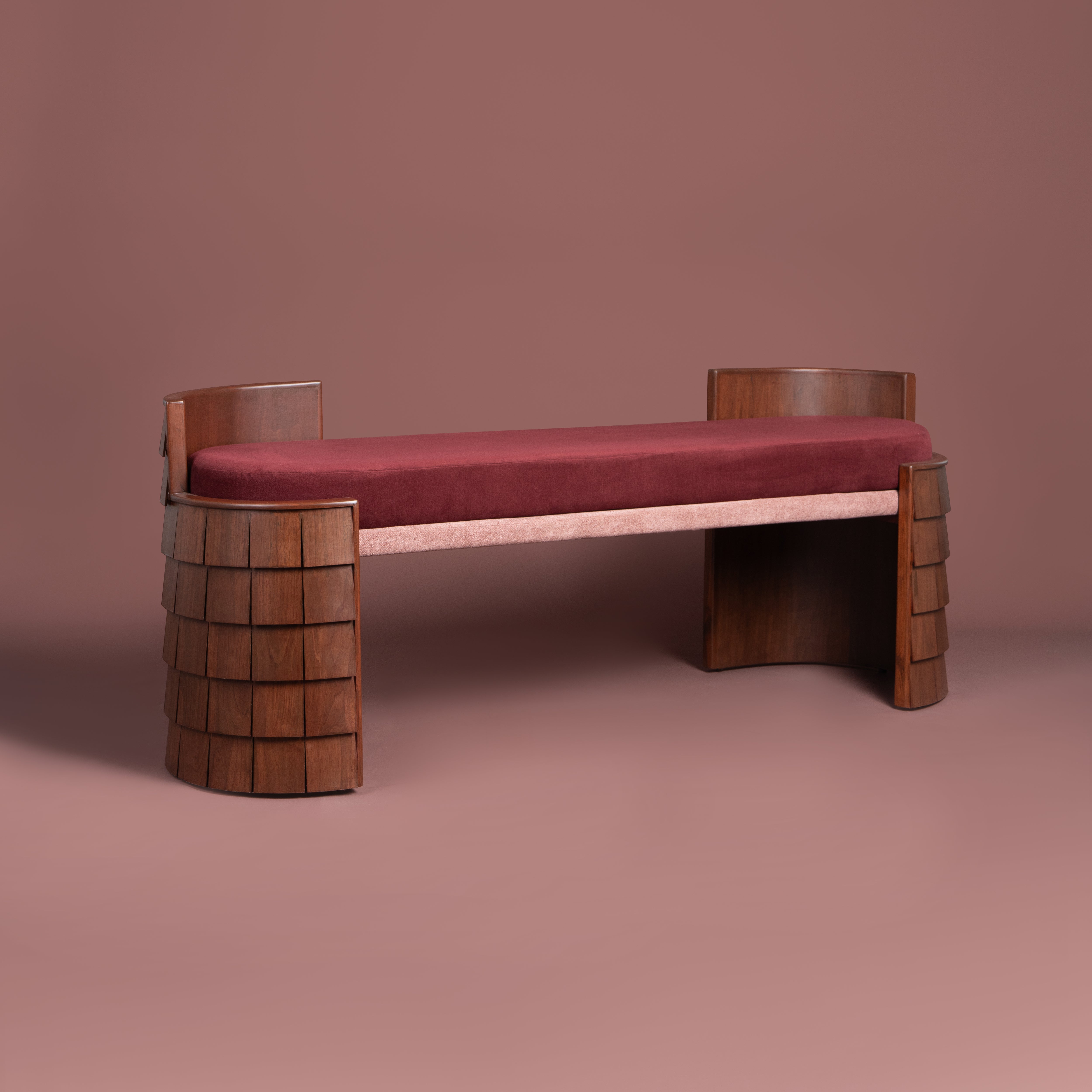 SCALE BENCH