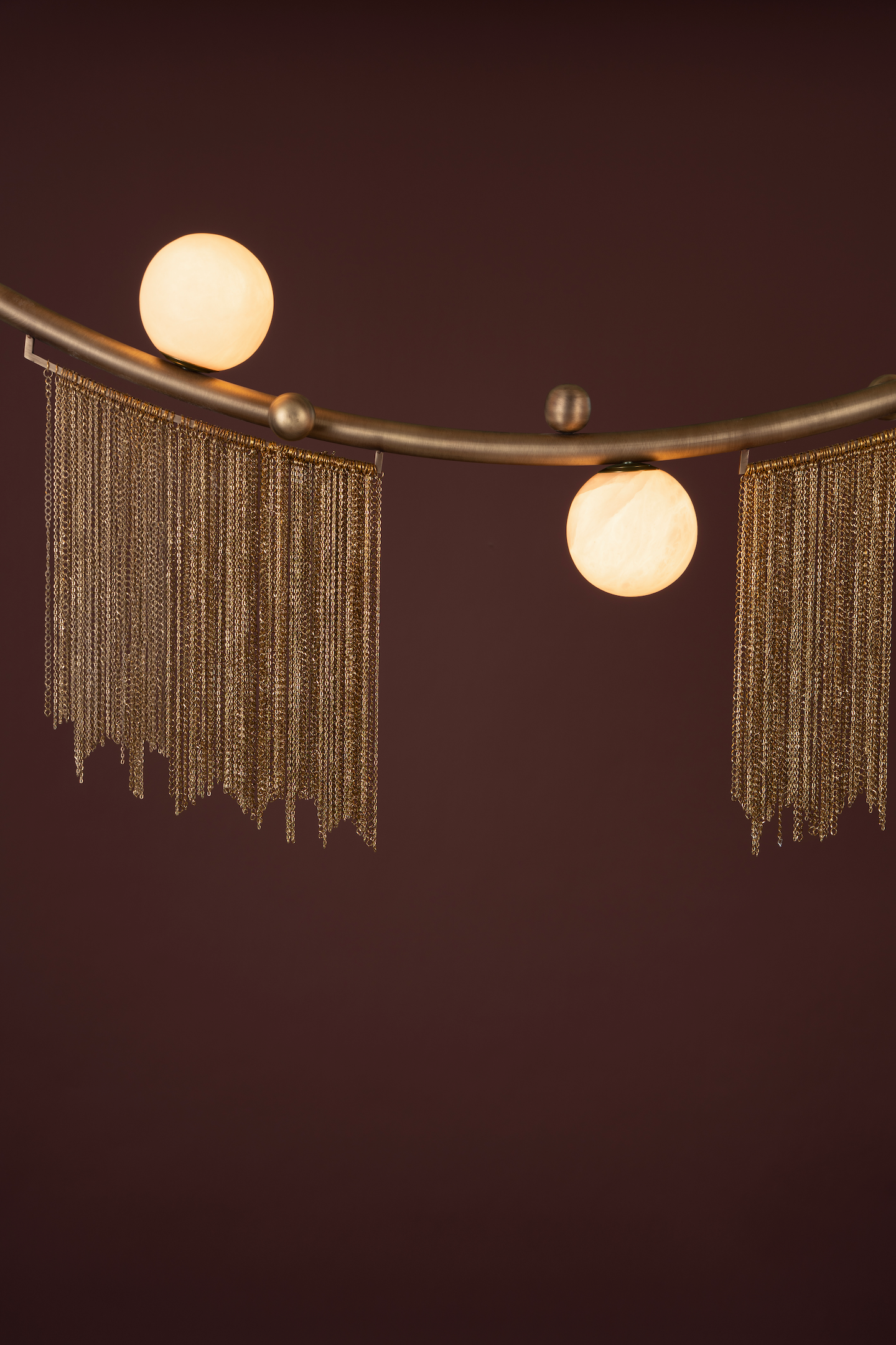 LINEAR SHOOTING STAR CHANDELIER