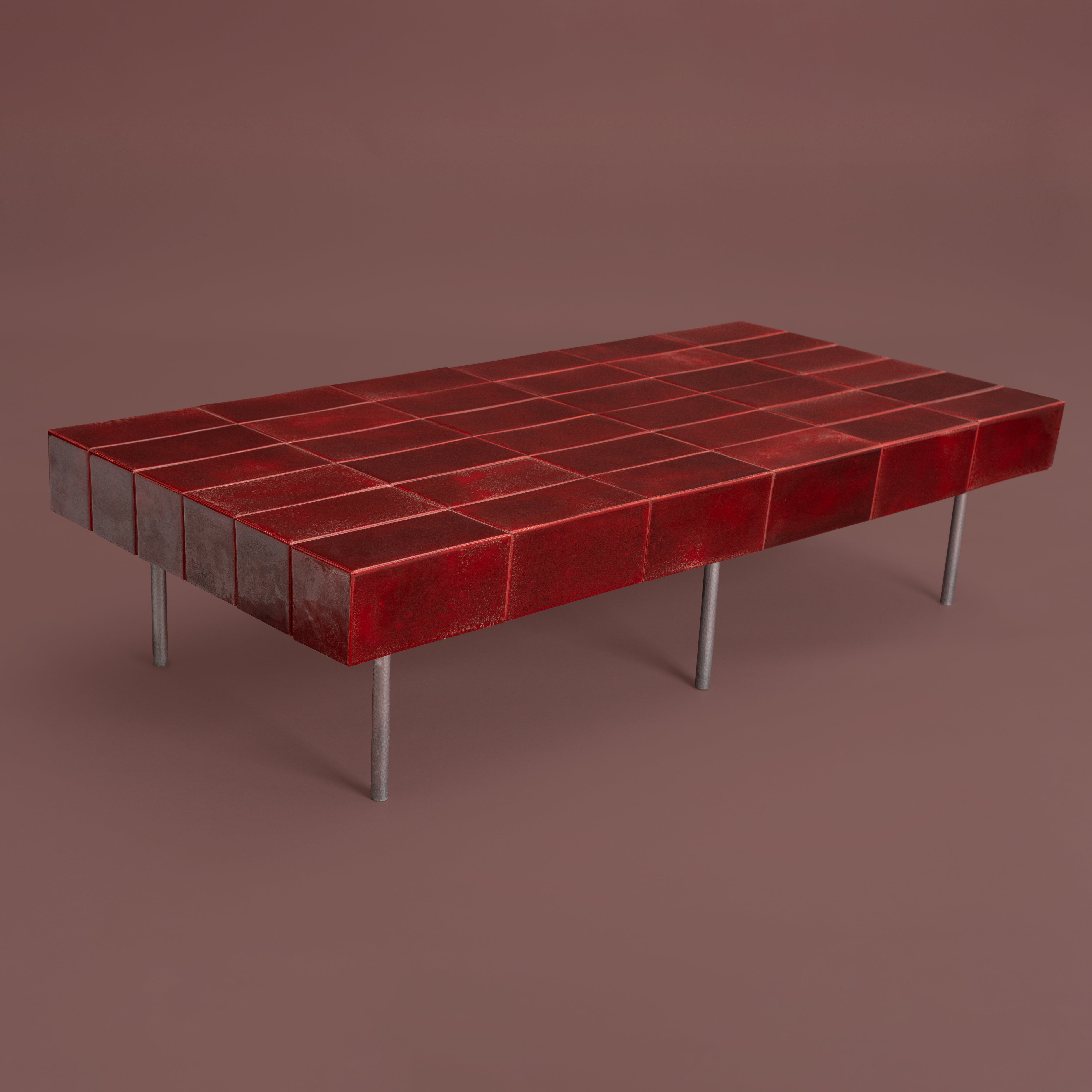 SCARLET TABLE